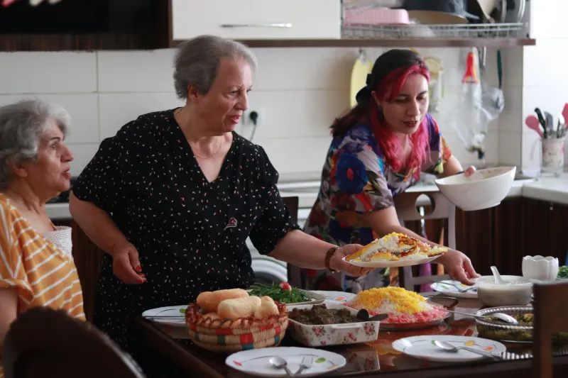 Cooking Side by Side: How Communal Kitchens Are Quietly Dismantling the Shame Around Receiving Help