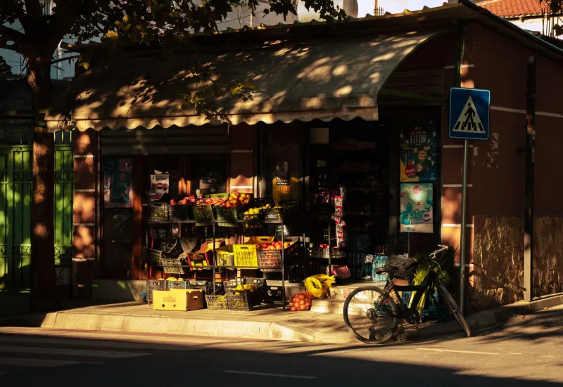 The Porch Refrigerator Playbook: What Makes Community Fridges Thrive—and What Shuts Them Down